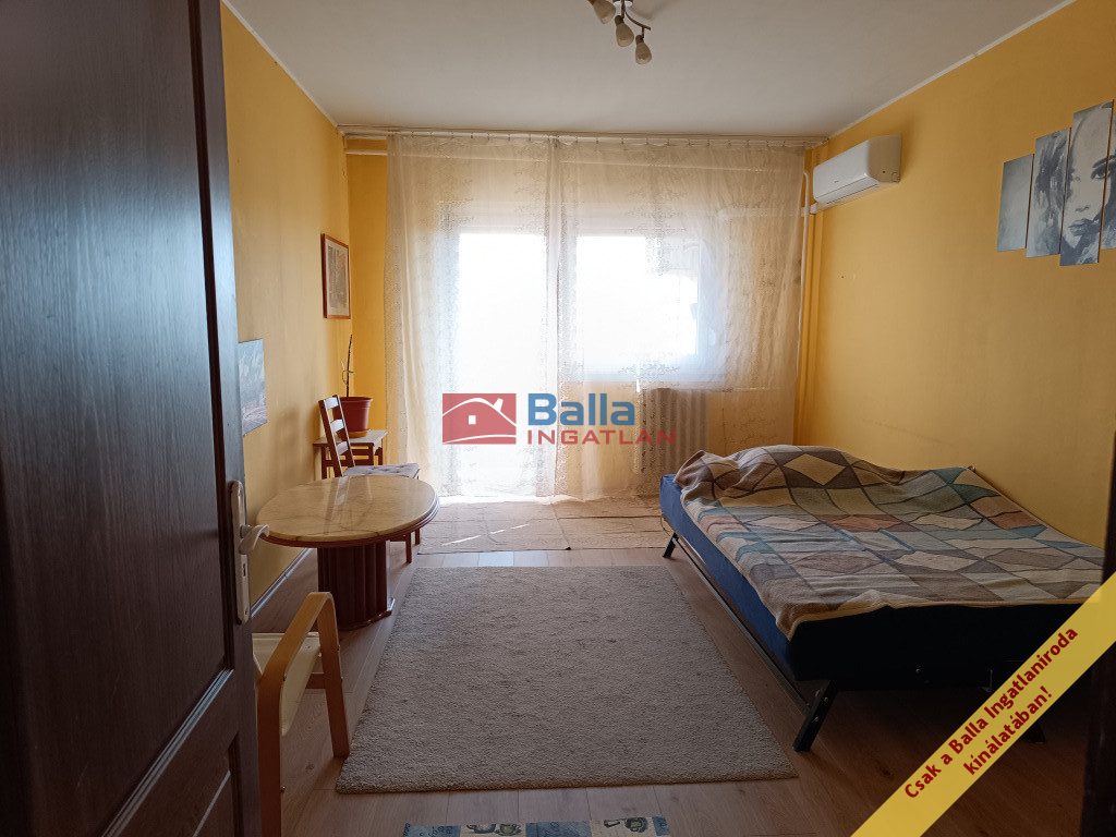 XIX. Kerület, Toldy utca, 53 m²-es, társasházi lakás, 1+2 szobás
