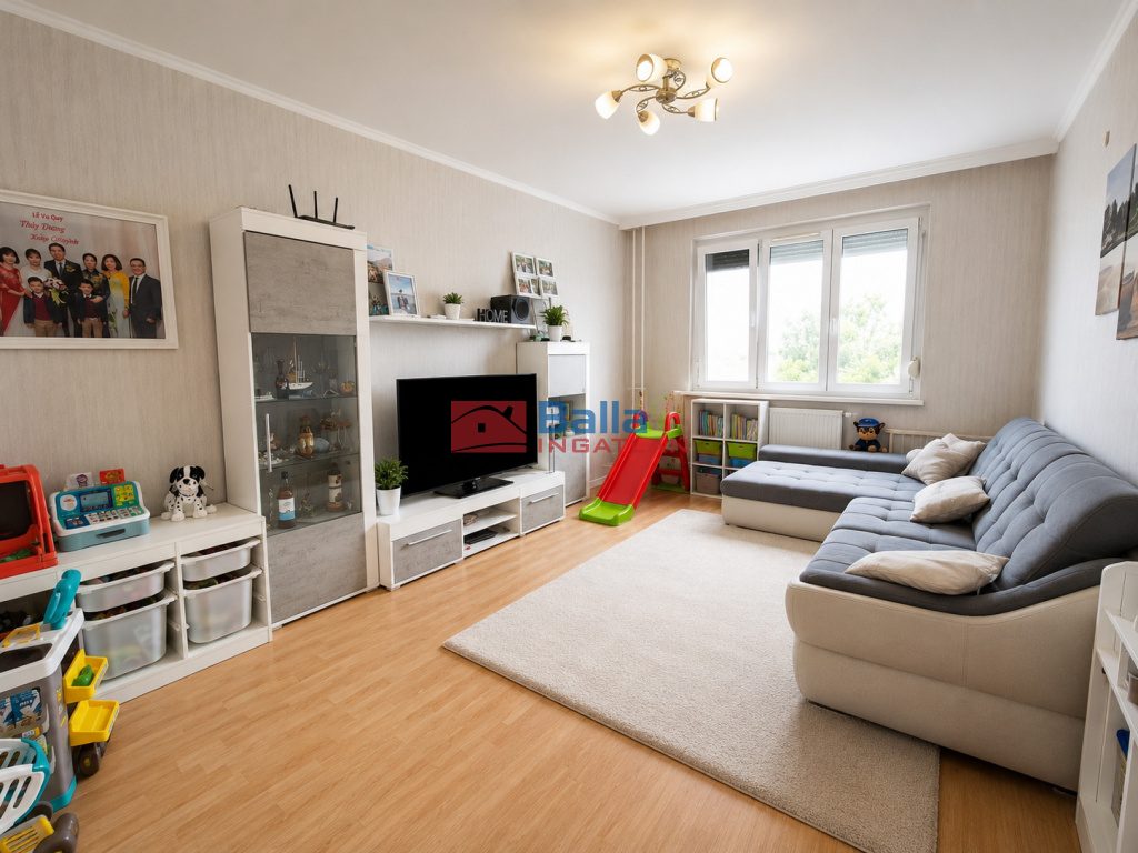 XV. Kerület, Újpalota, 64 m²-es, társasházi lakás, 2+1 szobás