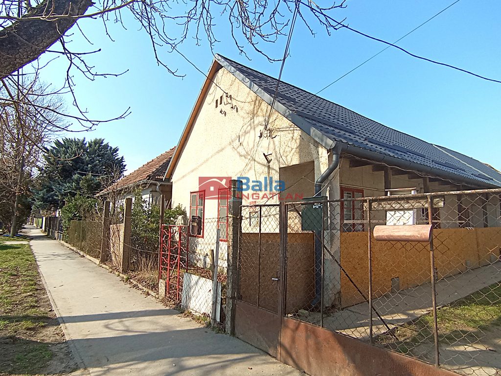 XVII. Kerület, Péceli út, 50 m²-es, társasházi lakás, 2 szobás
