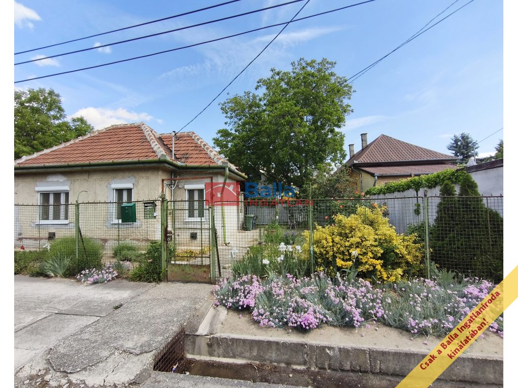 XVII. Kerület, Rákoshegy, 50 m²-es, családi ház, 2+1 szobás