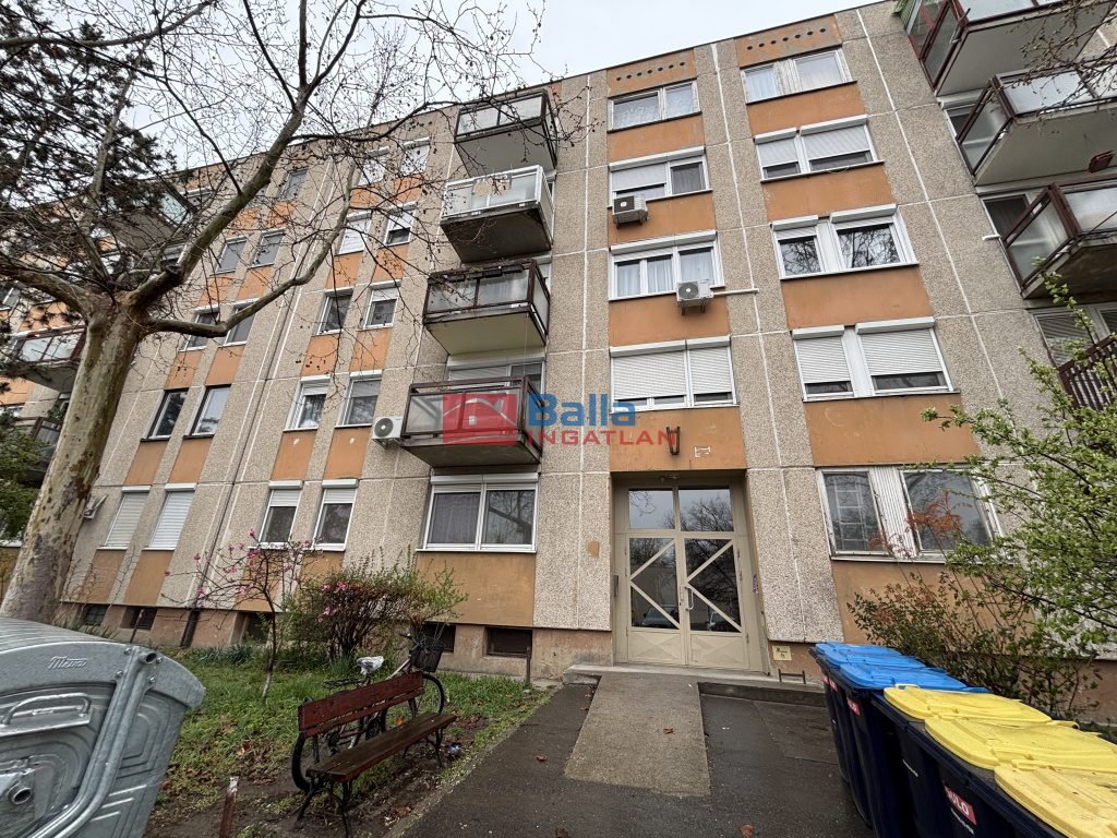 XVII. Kerület, Ferihegyi út, 58 m²-es, társasházi lakás, 3 szobás