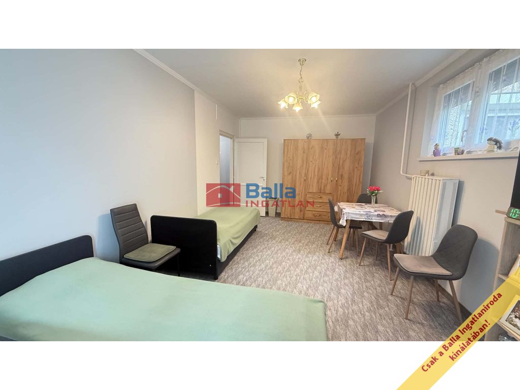 XVII. Kerület, Kis utca, 36 m²-es, társasházi lakás, 1 szobás