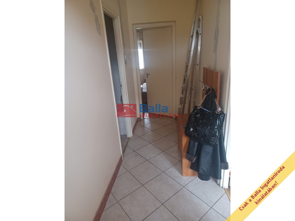 XX. Kerület, Piachoz közeli utca, 46 m²-es, társasházi lakás, 2 szobás