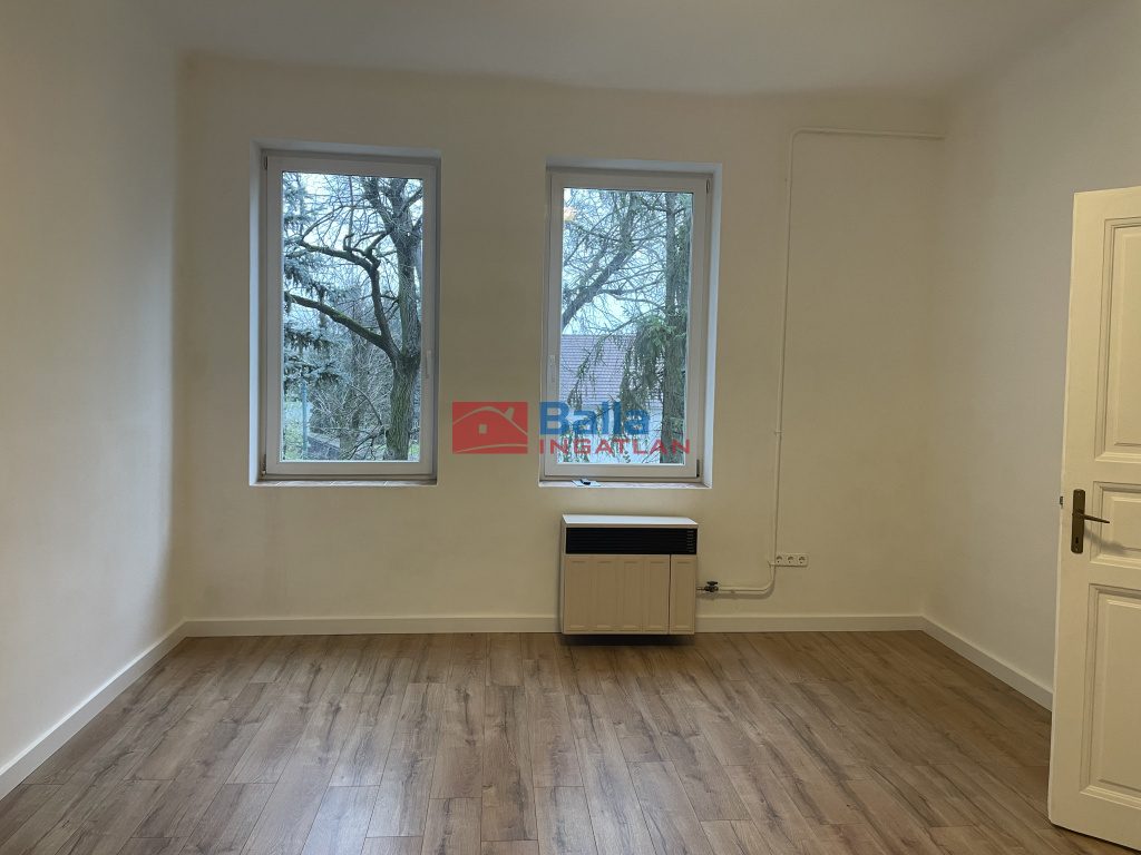 Ercsi, Kedvelt ltp. utca, 48 m²-es, társasházi lakás, 1+1 szobás