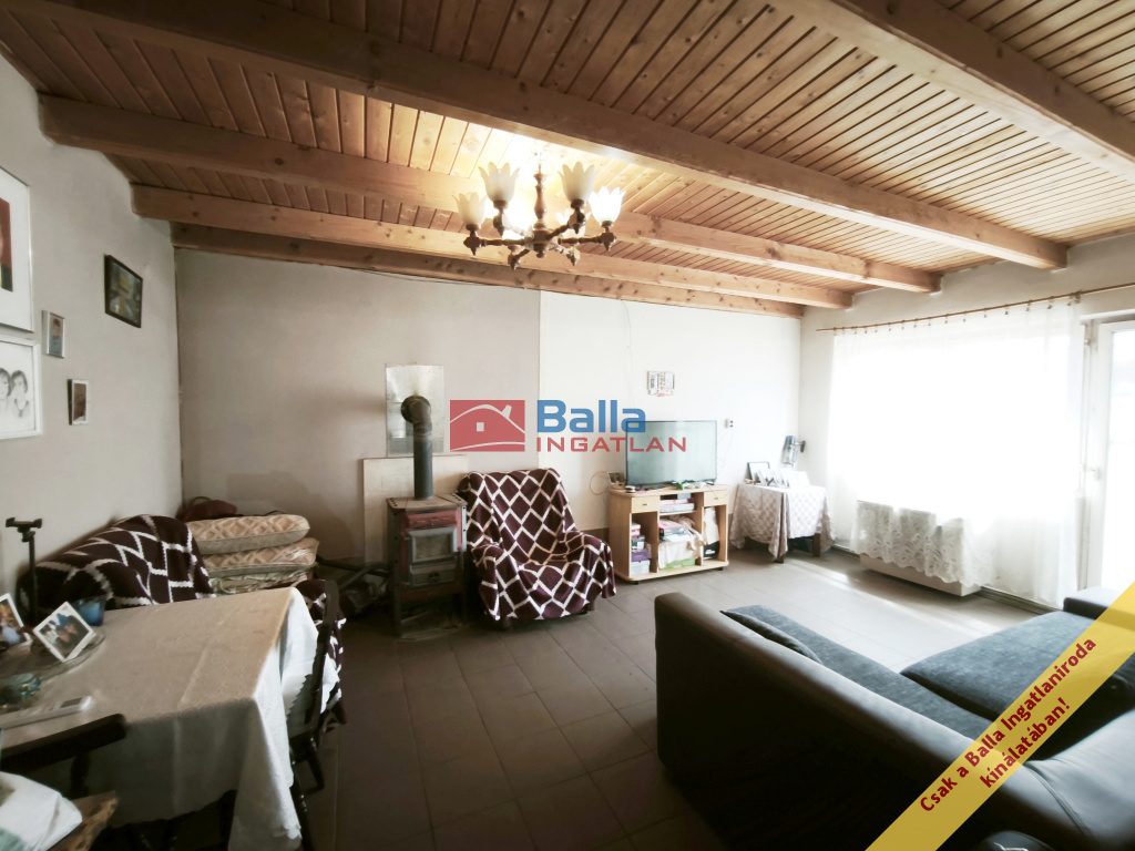 Maglód, Krisztinatelep, 96 m²-es, családi ház, 5 szobás, felújítandó állapotú