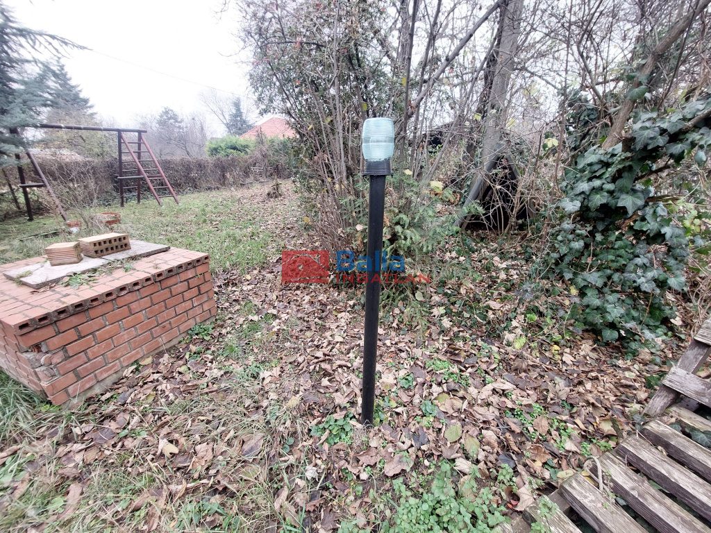 Maglód, Nyaralói rész, 46 m²-es, családi ház, 1+1 szobás, átlagos állapotú