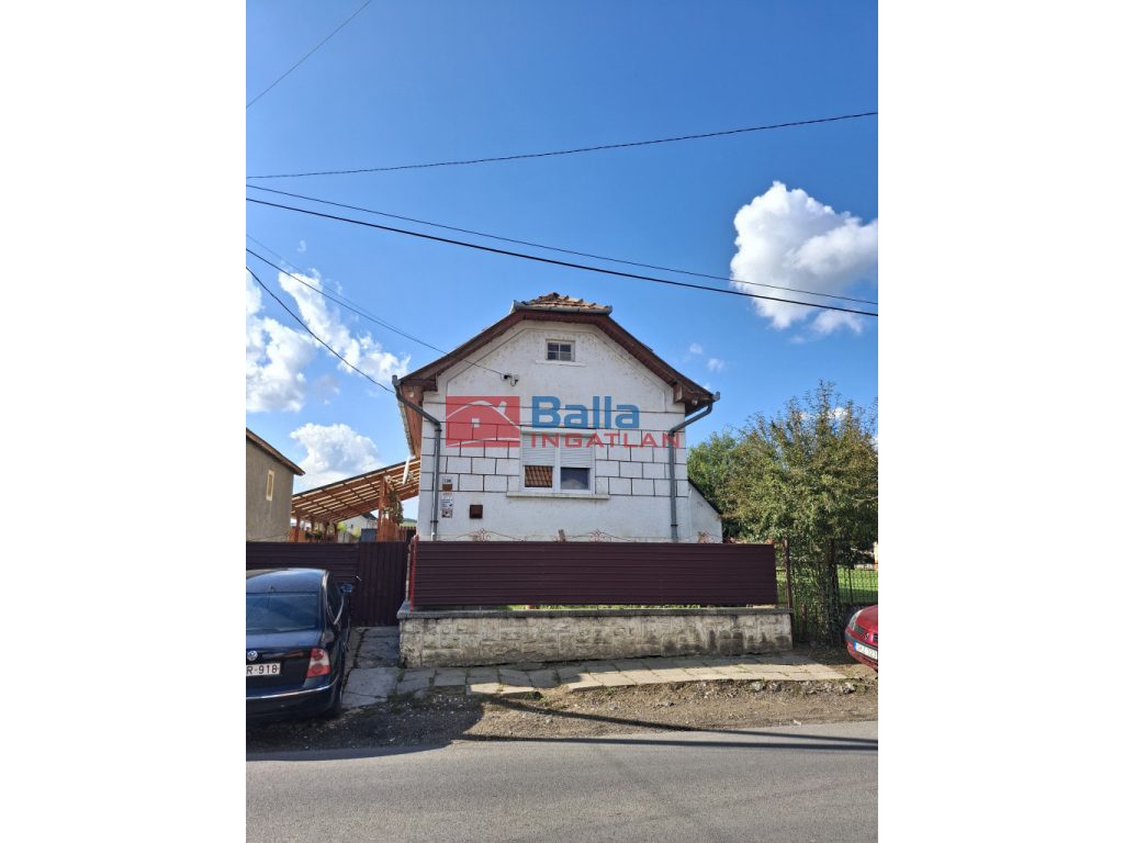 Ózd, Szentsimoni út, 97 m²-es, családi ház, 3 szobás, részben felújított állapotú