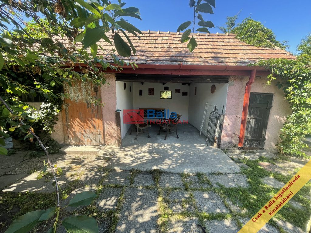 Pusztaszabolcs, Arany János utca, 75 m²-es, családi ház, 3 szobás