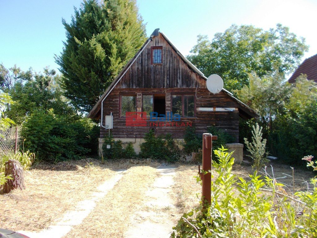 Szigetcsép, Barátság útja, 90 m²-es, földszinti, üdülő, 3+1 szobás