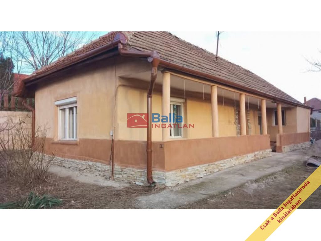 Úri, Kossuth Lajos utca környéki utca, 50 m²-es, családi ház