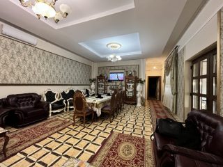 Eladó 225 m²-escsaládi ház Alsónémedi, Szép, karbantartott ház: 195'000'000 Ft