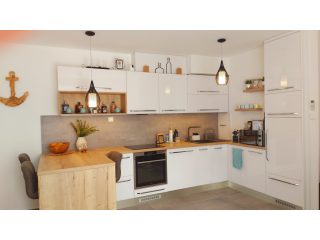 Eladó 57 m²-estársasházi lakás Balatonföldvár, Helka utca: 125'000'000 Ft