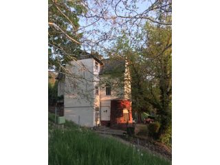 Eladó 300 m²-escsaládi ház Balatonvilágos, Balaton part közeli: 290'000'000 Ft