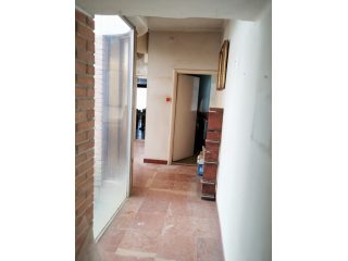 Eladó 400 m²-escsaládi ház Biatorbágy, Füzes patak közelében utca: 215'000'000 Ft