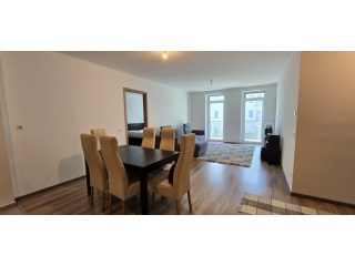 Kiadó 95 m²-estársasházi lakás Biatorbágy, Kőris utca: 399'000 Ft