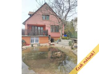 Eladó 240 m²-escsaládi ház Budakeszi, Barackvirág utca: 219'000'000 Ft
