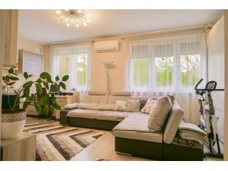 Eladó 70 m²-estársasházi lakás IV. Kerület (Káposztásmegyer I.) , Lakkozó utca: 89'900'000 Ft
