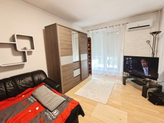 Eladó 46 m²-estársasházi lakás IV. Kerület (Káposztásmegyer II.) , Sárpatak utca: 63'390'000 Ft