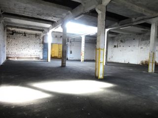 Eladó 2000 m²-esegyéb üzlethelyiség IV. Kerület (Újpest) , Baross utca: 375'000'000 Ft