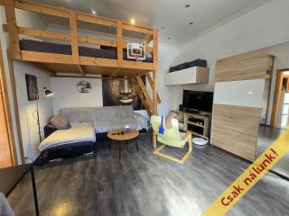 Eladó 35 m²-estársasházi lakás IV. Kerület (Újpest) , Lőrinc utca: 59'900'000 Ft
