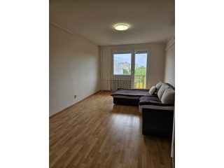 Eladó 60 m²-estársasházi lakás IV. Kerület (Újpest) , Munkásotthon utca: 250'000 Ft