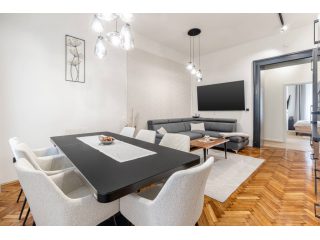 Eladó 106 m²-estársasházi lakás IX. Kerület (Belső Ferencváros) , Ferencz körút: 164'900'000 Ft