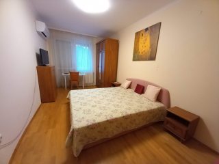 Kiadó 68 m²-estársasházi lakás IX. Kerület (Középső Ferencváros (Rehabilitációs terület)) , Liliom utca: 300'000 Ft