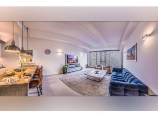 Eladó 101 m²-estársasházi lakás V. Kerület (Belváros) , Múzeum körút: 274'000'000 Ft