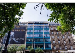 Eladó 246 m²-estársasházi lakás V. Kerület (Belváros) , Múzeum körút: 620'000'000 Ft