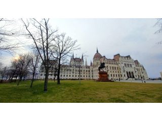 Eladó 78 m²-estársasházi lakás V. Kerület (Lipótváros) , Báthory utca: 437'000 EUR