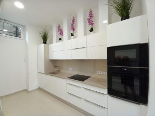 Eladó 53 m²-estársasházi lakás V. Kerület (Lipótváros) , Hold utca: 139'000'000 Ft