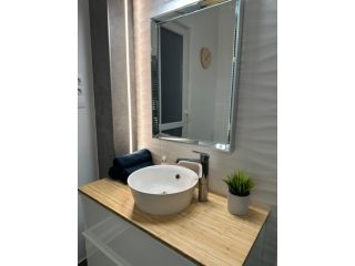 Eladó 79 m²-eslakásban kialakított iroda VI. Kerület (Diplomatanegyed) , Szondi utca: 115'000'000 Ft