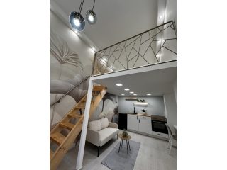 Eladó 24 m²-estársasházi lakás VI. Kerület (Nagykörúton kívül) , Bp_Terézváros: 46'500'000 Ft