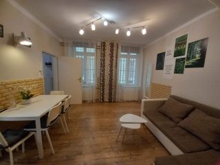 Eladó 29 m²-estársasházi lakás VI. Kerület (Nagykörúton kívül) , Izabella utca: 64'900'000 Ft