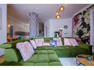 Kiadó 110 m²-estársasházi lakás VI. Kerület (Terézváros) , Bajcsy-Zsilinszky út: 2'100 EUR