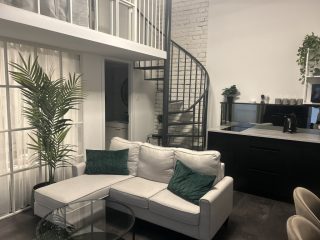 Eladó 56 m²-estársasházi lakás VI. Kerület (Terézváros) , Paulay E u. utca: 185'000'000 Ft