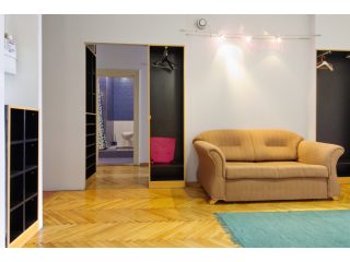 Eladó 136 m²-estársasházi lakás VII. Kerület (Belső-Erzsébetváros) , István utca: 119'900'000 Ft