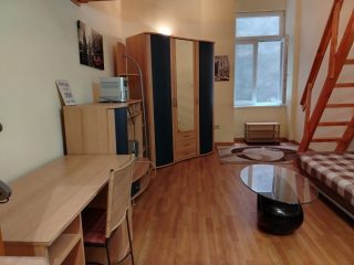 Eladó 29 m²-estársasházi lakás VII. Kerület (Középső-Erzsébetváros) , Csengery utca: 57'000'000 Ft