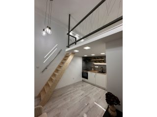 Eladó 26 m²-estársasházi lakás VII. Kerület (Középső-Erzsébetváros) , Keleti pu környékén: 41'700'000 Ft