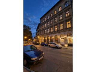 Eladó 94 m²-estársasházi lakás VIII. Kerület (Corvin negyed) , Leonardo da Vinci utca: 99'990'000 Ft