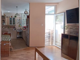 Eladó 61 m²-estársasházi lakás VIII. Kerület (Corvin negyed) , Üllői út: 130'900'000 Ft
