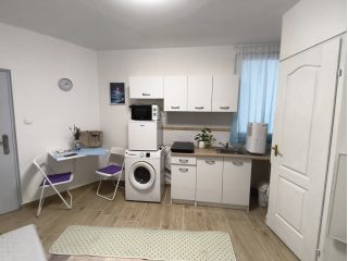 Eladó 15 m²-estársasházi lakás VIII. Kerület (Magdolna negyed) , Koszorú utca: 19'900'000 Ft