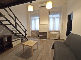Eladó 28 m²-estársasházi lakás VIII. Kerület (Magdolna negyed) , Magdolna negyedben: 45'000'000 Ft