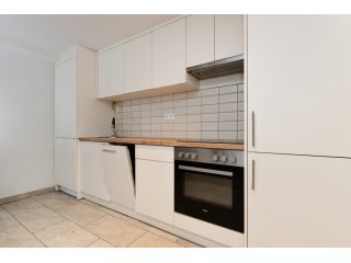 Eladó 56 m²-estársasházi lakás VIII. Kerület (Palotanegyed) , Palotanegyed: 69'900'000 Ft