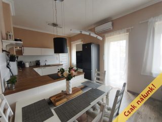 Eladó 94 m²-estársasházi lakás X. Kerület (Óhegy közelében) , Szlávy utca: 94'900'000 Ft