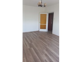 Kiadó 39 m²-estársasházi lakás X. Kerület (Örs Vezér tér) , Gyakorló utca: 200'000 Ft