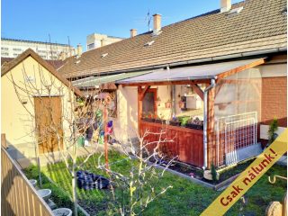 Eladó 45 m²-estársasházi lakás X. Kerület (Újhegy) , Szegély utca: 54'000'000 Ft