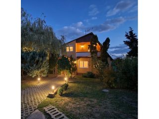 Eladó 105 m²-escsaládi ház XI. Kerület (Kamaraerdő) , Laska utca: 119'000'000 Ft