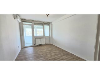 Eladó 50 m²-estársasházi lakás XI. Kerület (Kelenföld) , Etele út: 79'900'000 Ft