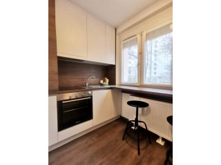 Kiadó 39 m²-estársasházi lakás XI. Kerület (Kelenföld) , Etele utca: 170'000 Ft